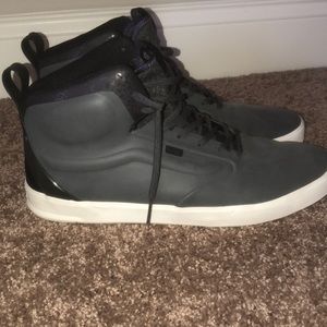 VANS LXVI Hightop Size 13